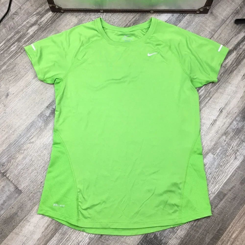 Nike Dri Fit Athletics Top Women Size M